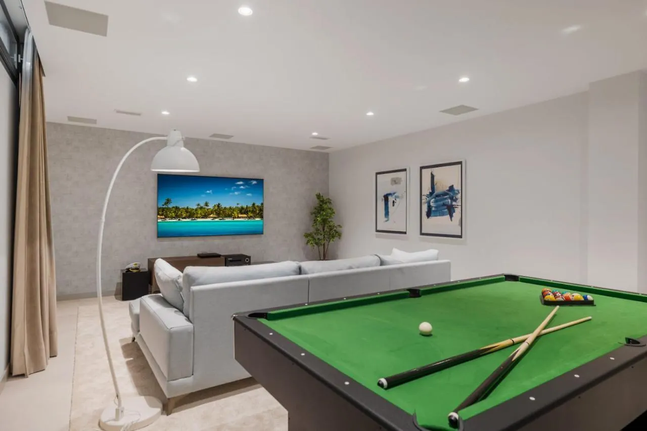 Apartament Brand New Modern 5 Bdrm Villa In Puerto Banus Marbella Hiszpania