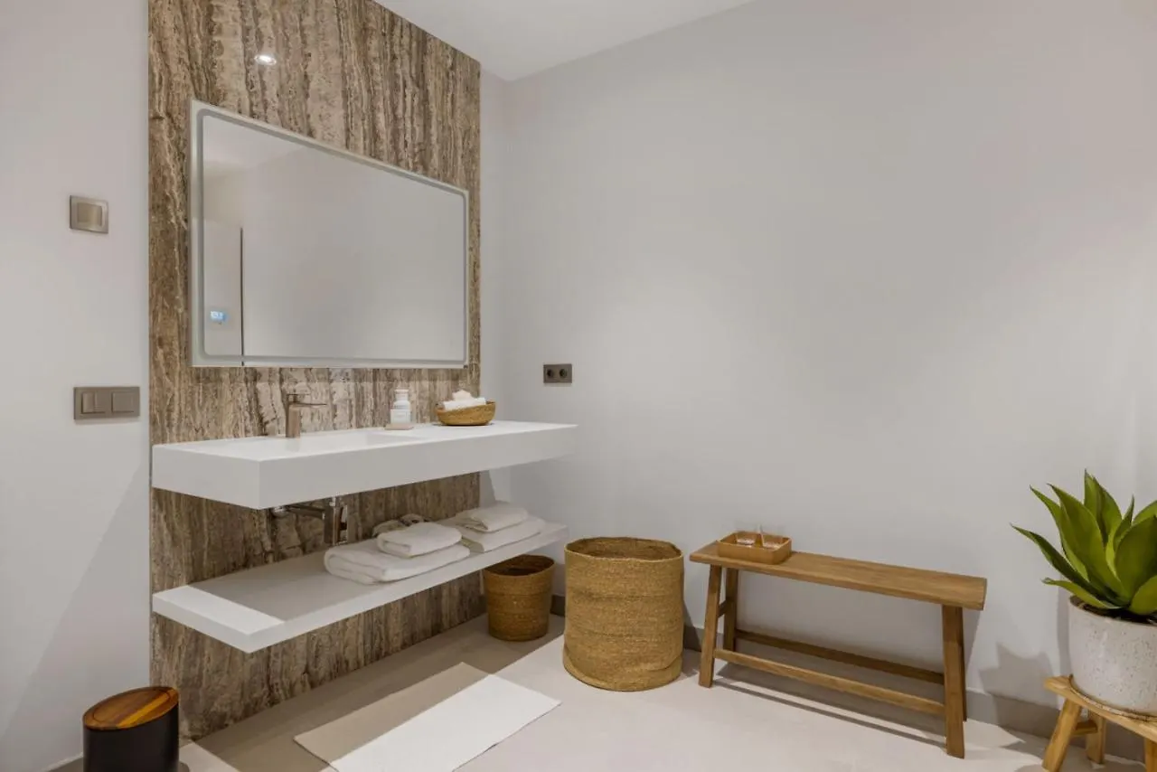 Brand New Modern 5 Bdrm Villa In Puerto Banus Marbella Apartament