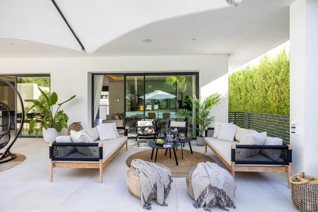 Apartament Brand New Modern 5 Bdrm Villa In Puerto Banus Marbella